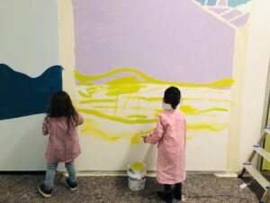 Murales in collaborazione con bambini del centro richiedenti di asilo a Balerna