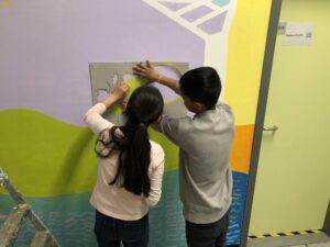 Murales in collaborazione con bambini del centro richiedenti di asilo a Balerna